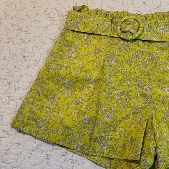 NWT J. Crew Liberty Print Paper-bag Shorts With Belt - Size 6 - Picture 7 of 8